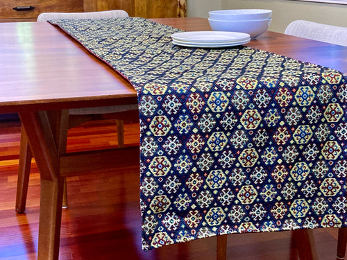 Table Runner 